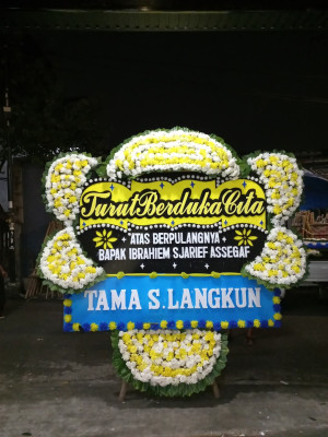 Papan Bunga Duka di Kepulauan Aruri